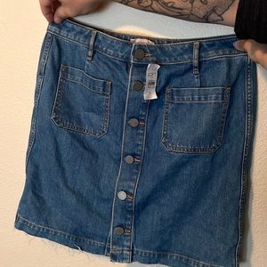 Jean skirt button up
